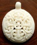 WINDALF Schmuck Anhänger TALISAN 3.7 cm Wikinger Schutzanhänger aus Knochen WINDALF Schmuck Anhänger TALISAN 3.7 cm Wikinger Schutzanhänger aus Knochen - Windalf.de