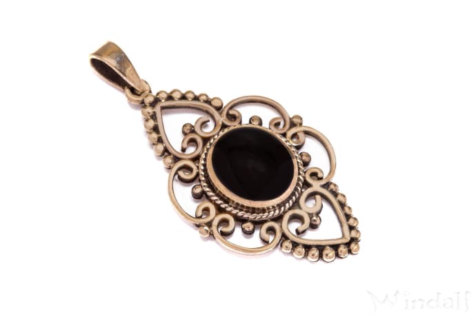 WINDALF Mittelalter Damen Schmuck Anhänger ARKONA 4 cm Schwarzer Onyx Bronze WINDALF Mittelalter Damen Schmuck Anhänger ARKONA 4 cm Schwarzer Onyx Bronze - Windalf.de