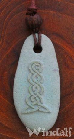 WINDALF Anhänger EMMY Celtic grüngrauer Stein WINDALF Anhänger EMMY Celtic grüngrauer Stein - Windalf.de