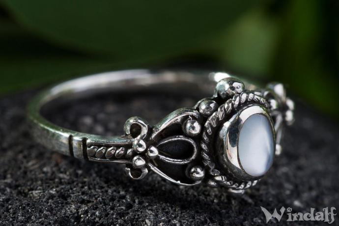 Zarter Ring ~ ROXIA ~ h: 0.9 cm - Perlmutt - Vintage Silber - Ringe mit