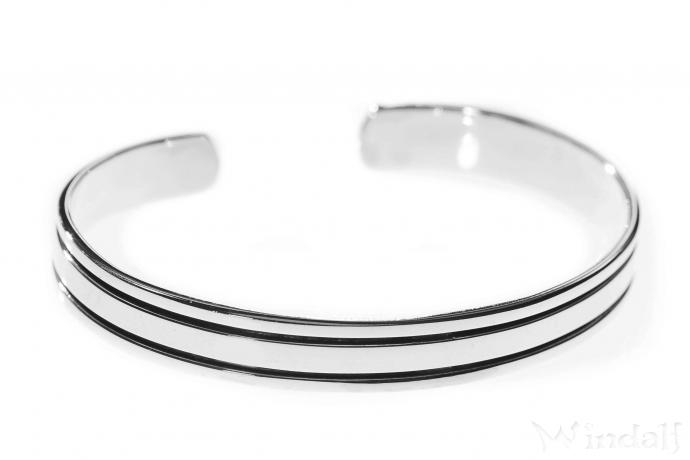 WINDALF Männer Armreif NORCA Ø 6.5 cm Black Lines Armschmuck Silber WINDALF Männer Armreif NORCA Ø 6.5 cm Black Lines Armschmuck Silber - Windalf.de