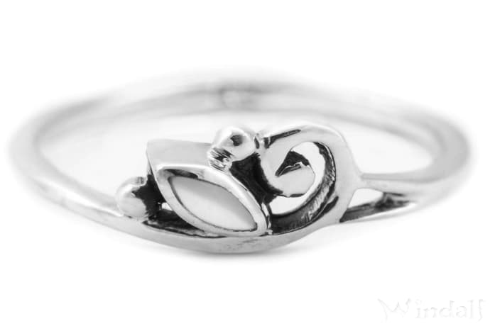 WINDALF Zarter Frauen Ring ELINA 5 mm Himmlisches Perlmutt Silber - Windalf.de