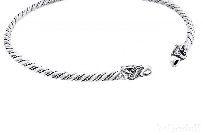 WINDALF Wikinger Frauen Torques HUGIN & MUNIN Ø 12.6 cm Vikings Halsreif mit Raben Handarbeit Silber - Windalf.de